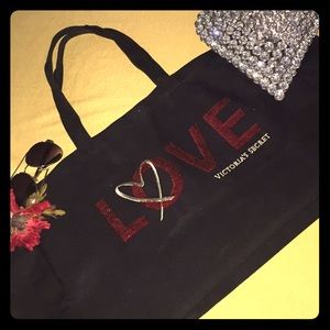 Victoria’s Secret Love ❤️Tote for Valentine’s